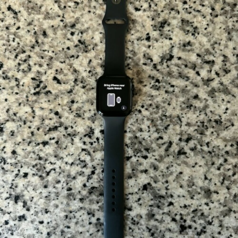 Apple Watch SE2 44MM Aluminum GPS/Cellular -Space Gray